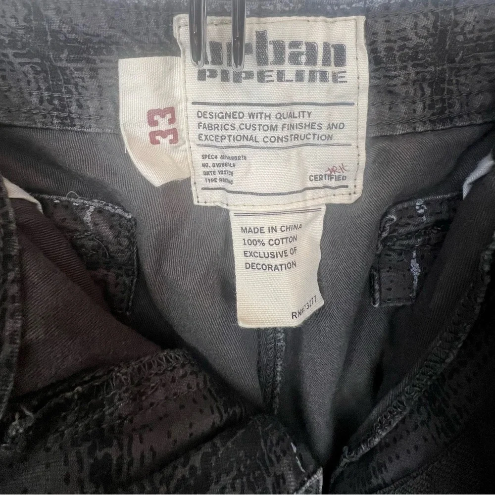 Urban Pipeline Black and Gray Cargo Shorts Relaxed Fit